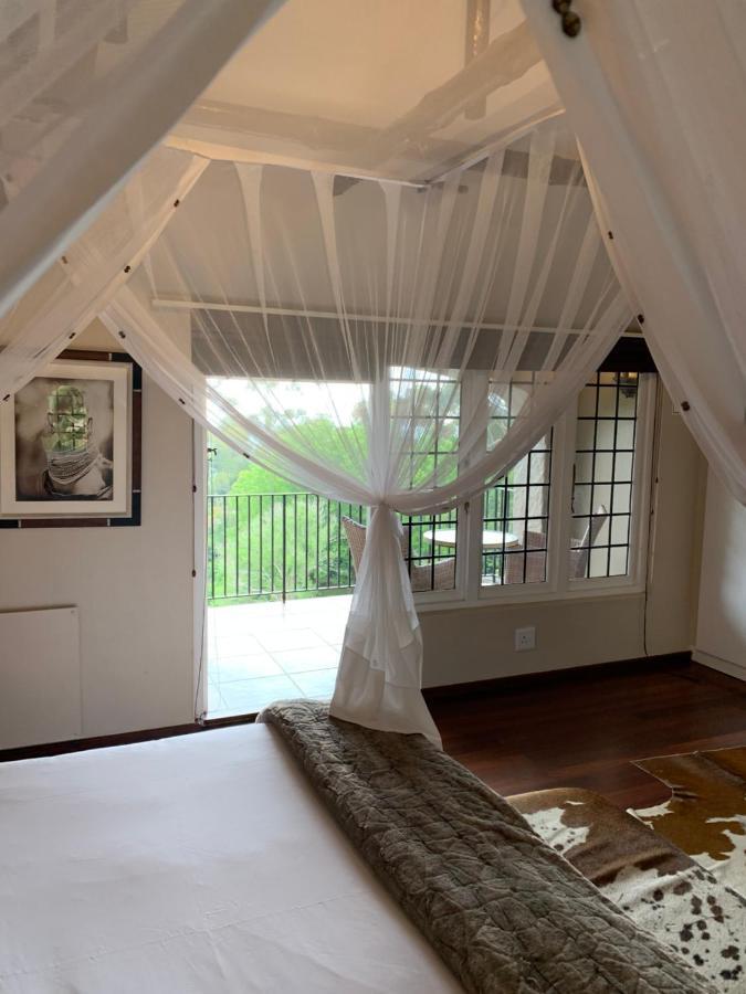 Ikhaya Safari Lodge เคปทาวน์ ภายนอก รูปภาพ